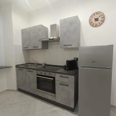 Casa Vacanze Via Nizza 57 Zinola-wifi Σαβόνα