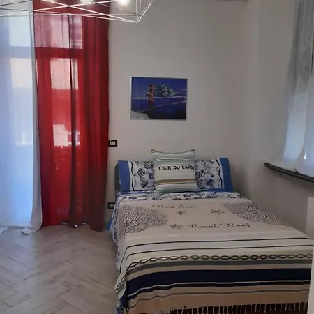 Casa Vacanze Via Nizza 57 Zinola-wifi Διαμέρισμα Σαβόνα