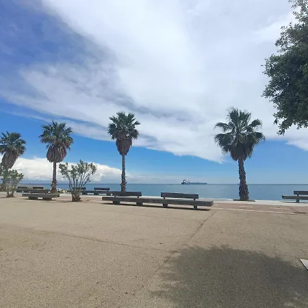 Apartment Casa Vacanze Via Nizza 57 Zinola-wifi Savona