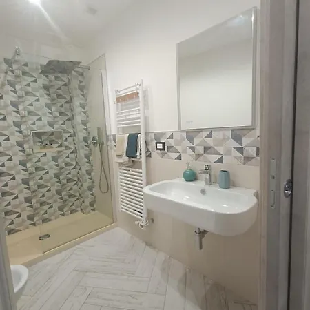 Casa Vacanze Via Nizza 57 Zinola-wifi * Savona